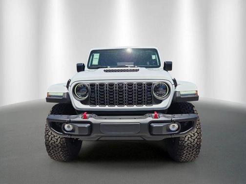Bright White Clearcoat 2026 Jeep Wrangler Rubicon