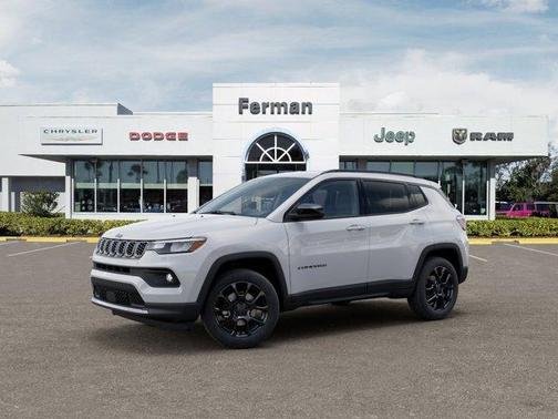Bright White Clearcoat 2026 Jeep Compass Latitude
