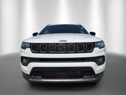 Bright White Clearcoat 2026 Jeep Compass Latitude