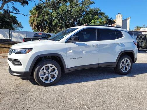 2026 Jeep Compass Latitude