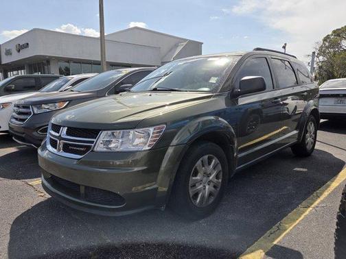 Verde Oliva 2016 Dodge Journey SE