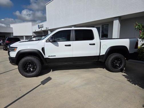 Bright White Clearcoat 2026 RAM 1500 RHO