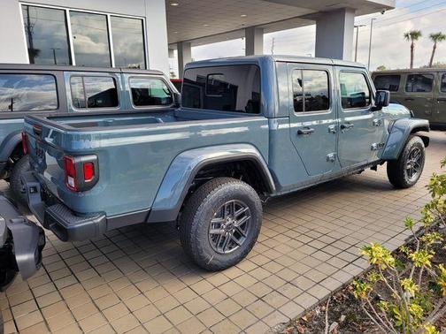 Anvil Clearcoat 2026 Jeep Gladiator Sport