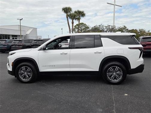 2024 Chevrolet Traverse LS