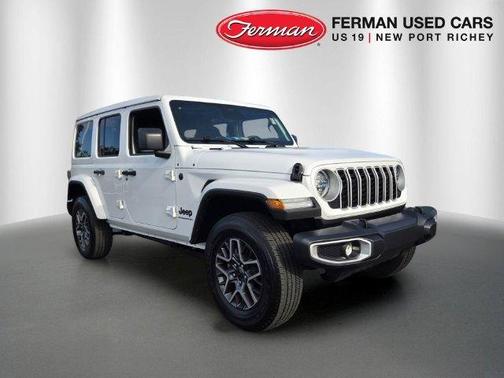 Bright White Clearcoat 2026 Jeep Wrangler Sahara