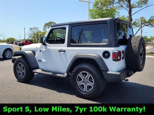 2022 Jeep Wrangler Sport