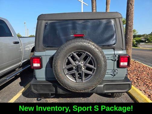 Anvil Clearcoat 2025 Jeep Wrangler Sport