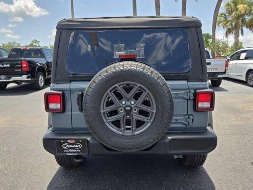Anvil Clearcoat 2025 Jeep Wrangler Sport
