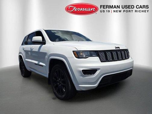 Bright White Clearcoat 2021 Jeep Grand Cherokee Laredo X