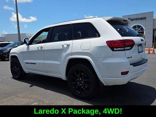 Bright White Clearcoat 2021 Jeep Grand Cherokee Laredo X