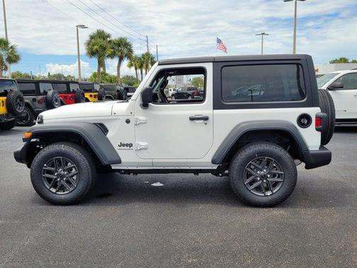 2025 Jeep Wrangler Sport