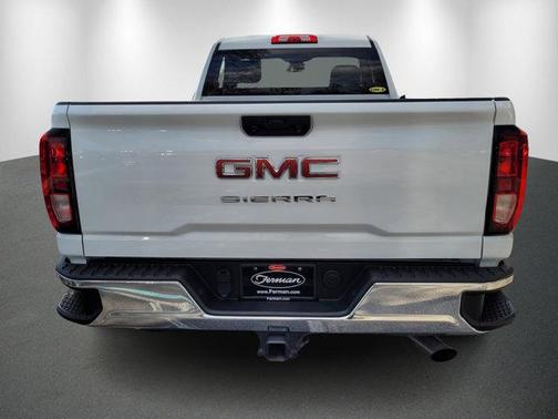 2024 GMC Sierra 2500 Pro