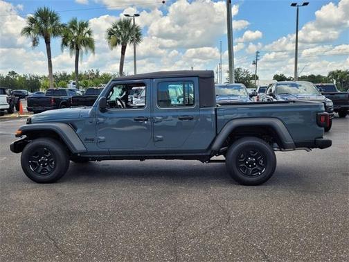 2025 Jeep Gladiator Sport