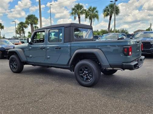 2025 Jeep Gladiator Sport
