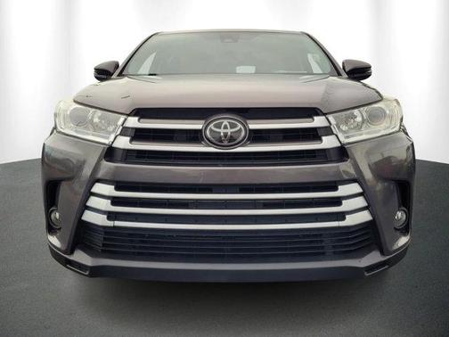 2017 Toyota Highlander LE