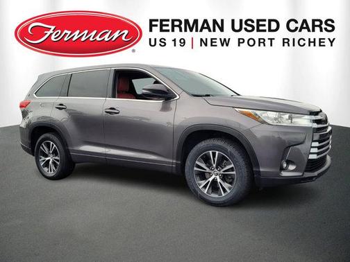 2017 Toyota Highlander LE