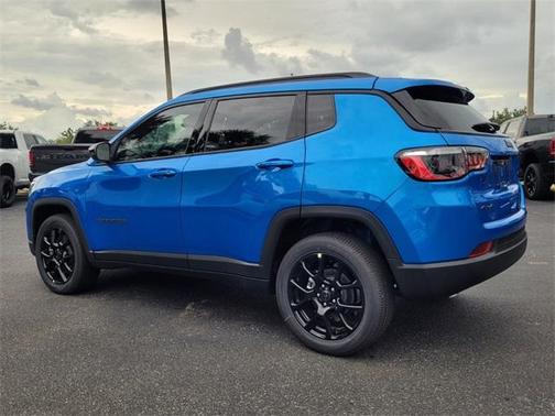 2025 Jeep Compass Latitude