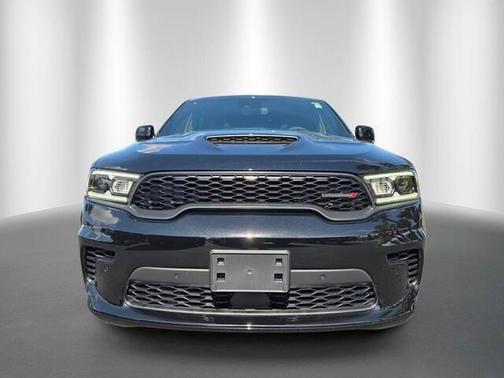DB Black Crystal Clearcoat 2026 Dodge Durango GT Plus HEMI V8