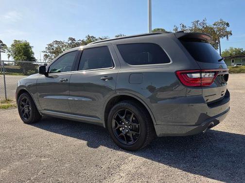 Destroyer Gray Clearcoat 2026 Dodge Durango GT HEMI V8