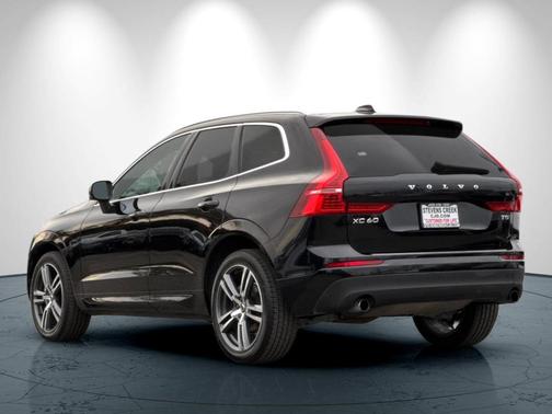2019 Volvo XC60 T5 Momentum