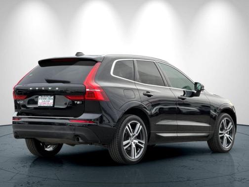 2019 Volvo XC60 T5 Momentum