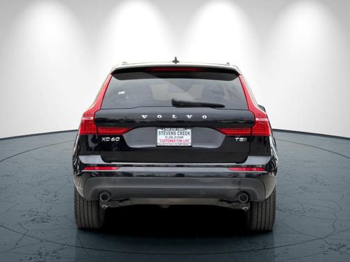 2019 Volvo XC60 T5 Momentum