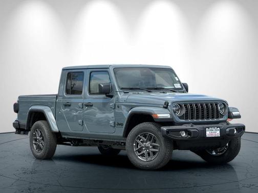 Anvil 2026 Jeep Gladiator Sport