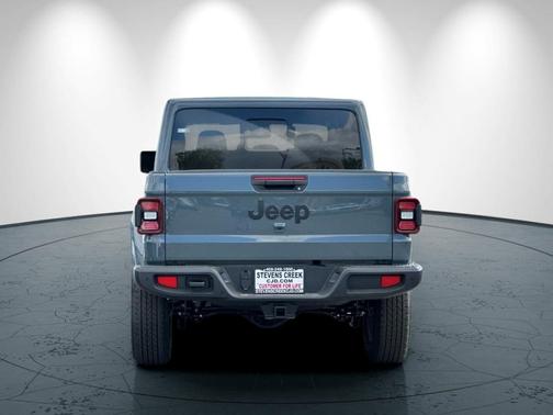 Anvil 2026 Jeep Gladiator Sport