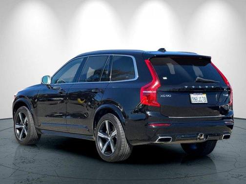 2018 Volvo XC90 T6 R-Design