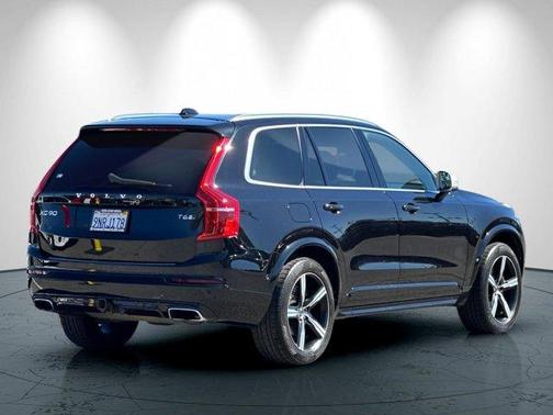 2018 Volvo XC90 T6 R-Design