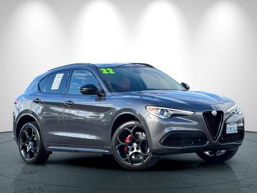 2022 Alfa Romeo Stelvio Veloce