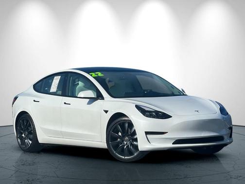 2022 Tesla Model 3 Base