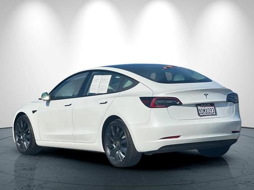 2022 Tesla Model 3 Base