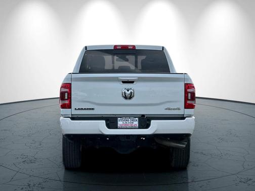 Bright White Clearcoat 2024 RAM 2500 Laramie