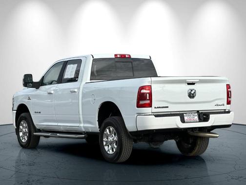 Bright White Clearcoat 2024 RAM 2500 Laramie