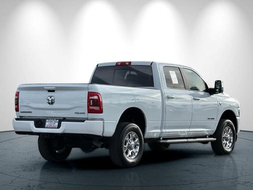Bright White Clearcoat 2024 RAM 2500 Laramie