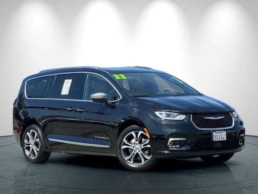 2022 Chrysler Pacifica Pinnacle