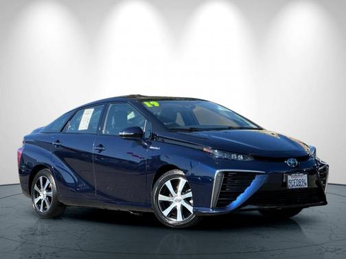 2019 Toyota Mirai Base