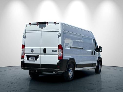 Bright White Clearcoat 2026 RAM ProMaster 2500 High Roof