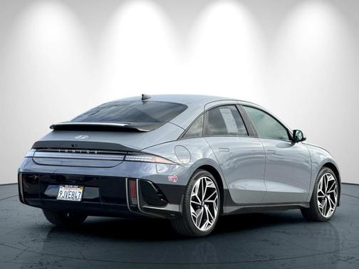 2023 Hyundai IONIQ 6 SEL