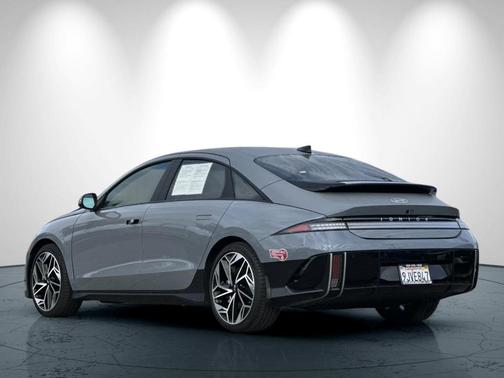 2023 Hyundai IONIQ 6 SEL