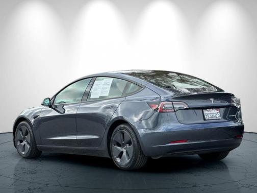2021 Tesla Model 3 Long Range