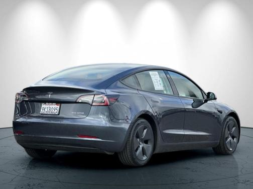 2021 Tesla Model 3 Long Range