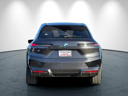 2023 BMW iX xDrive50