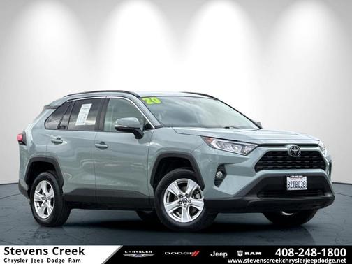 2020 Toyota RAV4 XLE