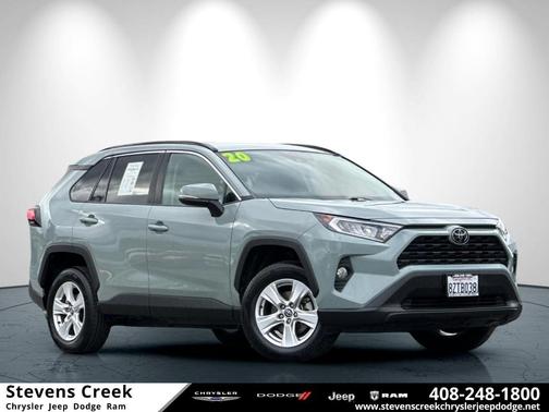 2020 Toyota RAV4 XLE
