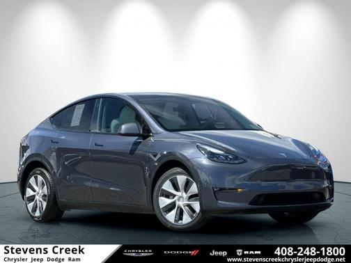 Gray 2022 Tesla Model Y Long Range