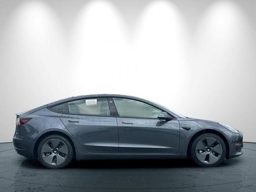 Black 2022 Tesla Model 3 Long Range