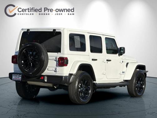 2025 Jeep Wrangler 4xe Sahara
