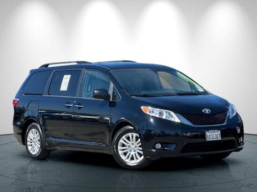 2015 Toyota Sienna L